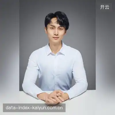 龙月秀